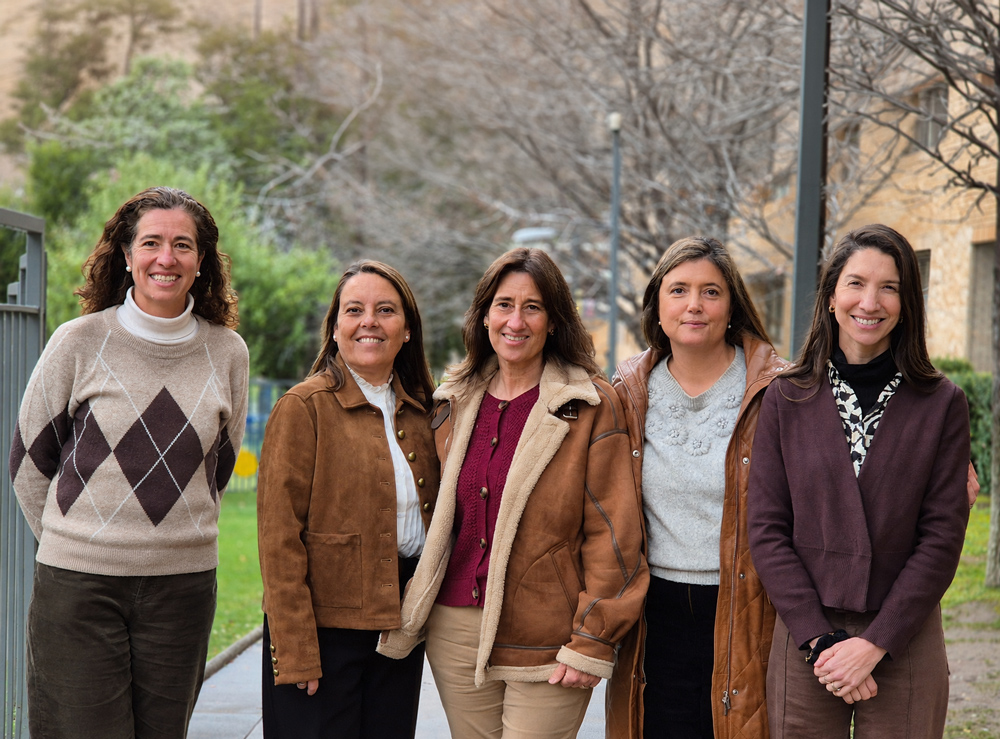 equipo-ambientes-seguros-colegio-everest